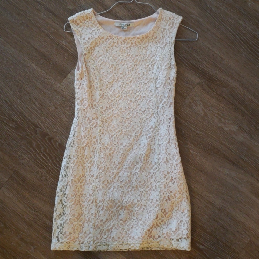 Forever 21 Lace Dress